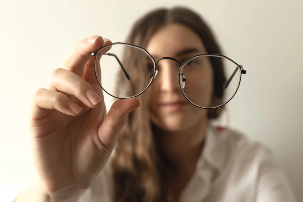 Garder ses lunettes de vue et solaire propre