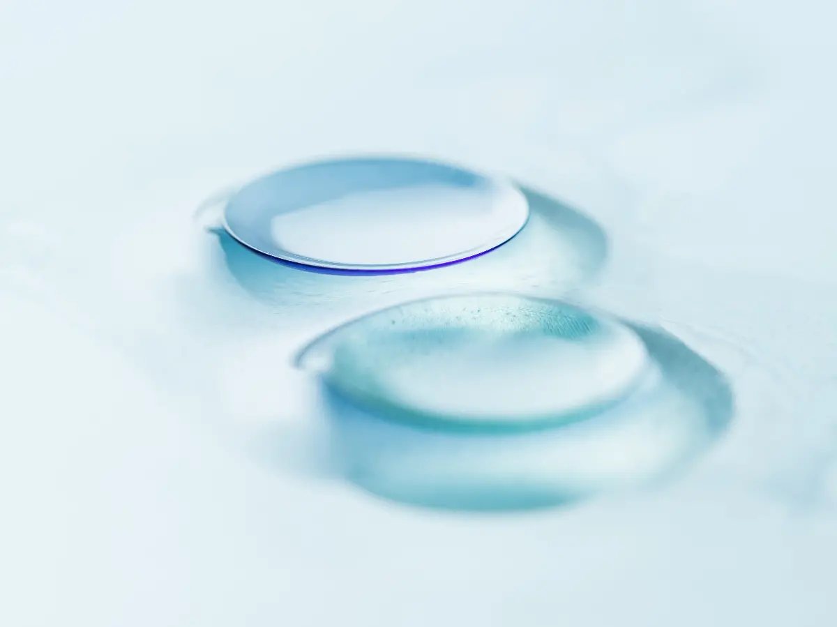 Lentilles Ortho-K à mettre de nuit